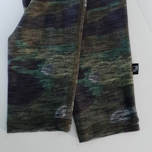 Terez Heathered Camo Tall Band Leggings Size M - Picture 9 of 10